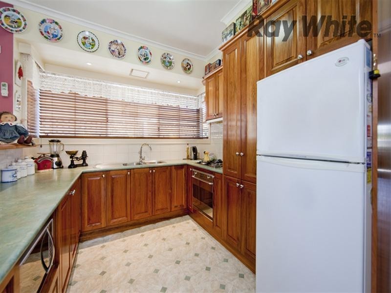 20 Point Cook Road, Altona Meadows VIC 3028