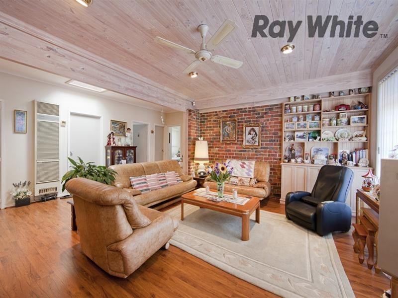 20 Point Cook Road, Altona Meadows VIC 3028