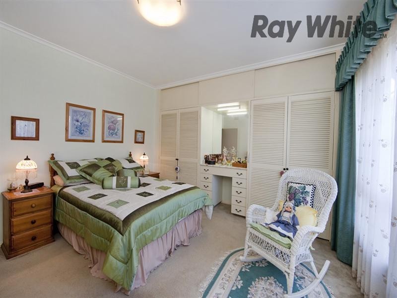 20 Point Cook Road, Altona Meadows VIC 3028