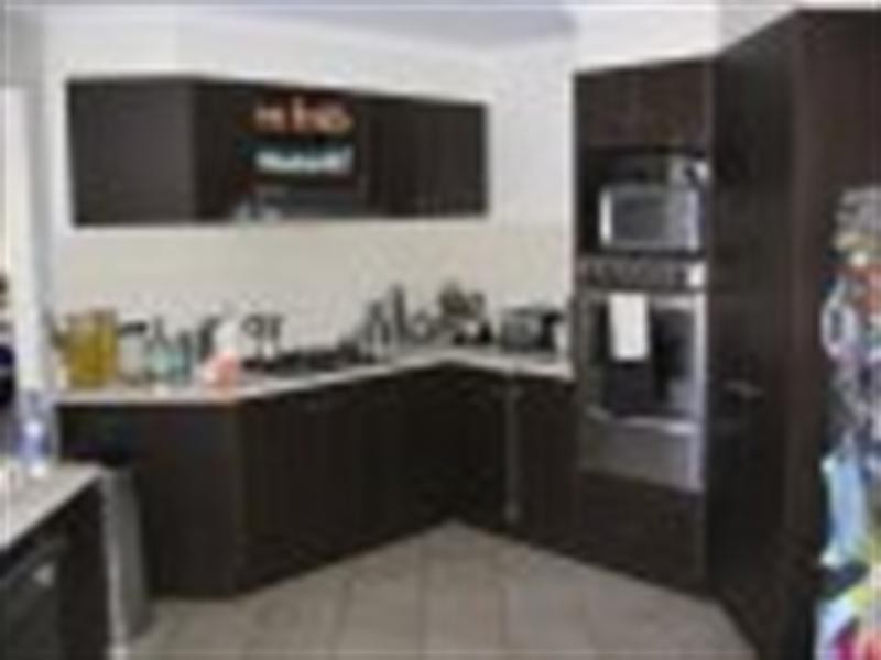 15 Moorgate Street, Point Cook VIC 3030