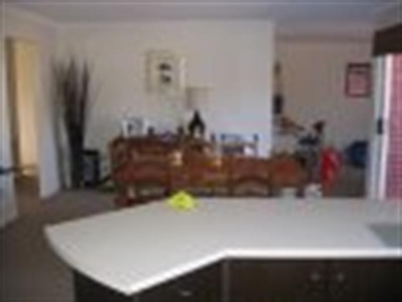 15 Moorgate Street, Point Cook VIC 3030