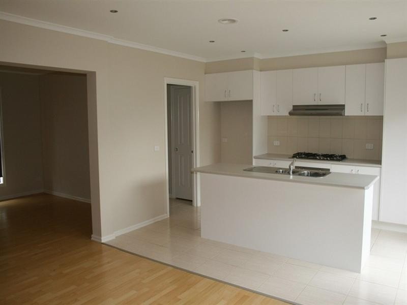 1/33 Dowling Avenue, Hoppers Crossing VIC 3029