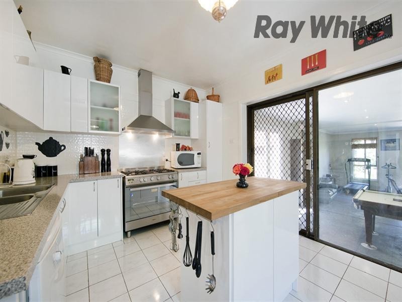 19 Railway Avenue, Laverton VIC 3028