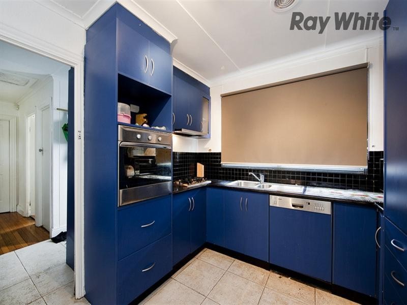 16 Hillman Street, Laverton VIC 3028