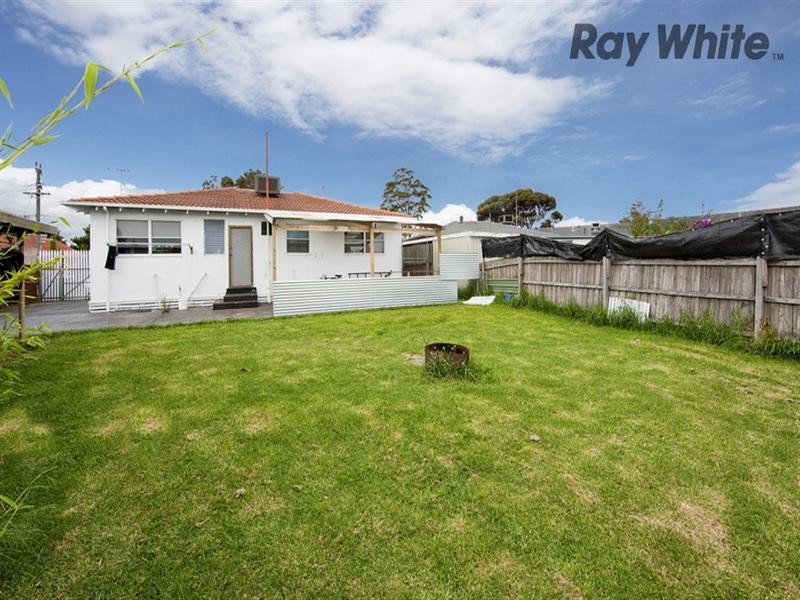 16 Hillman Street, Laverton VIC 3028