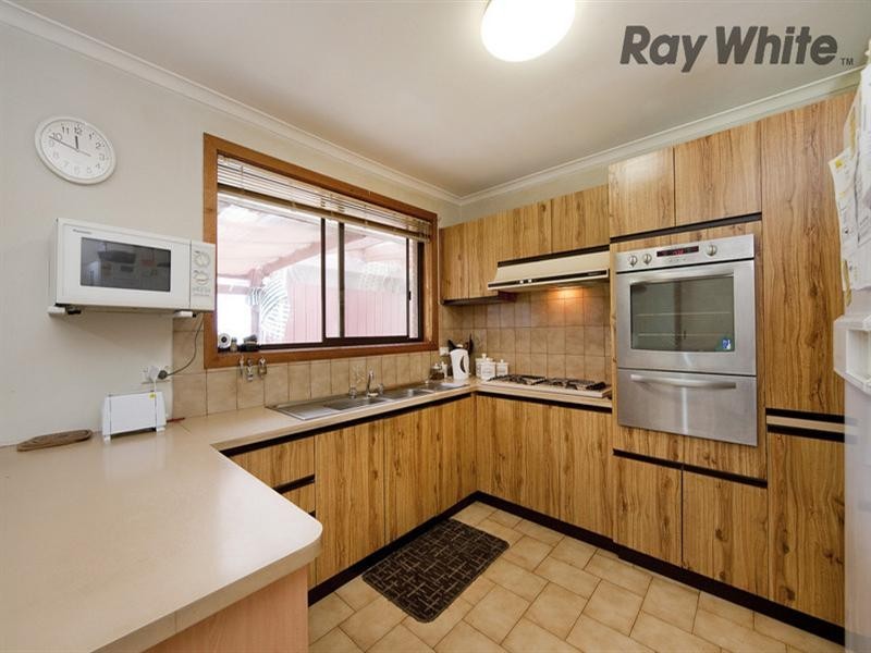 16 Shirley Street, Altona Meadows VIC 3028