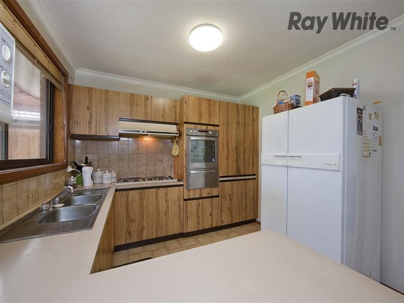 16 Shirley Street, Altona Meadows VIC 3028