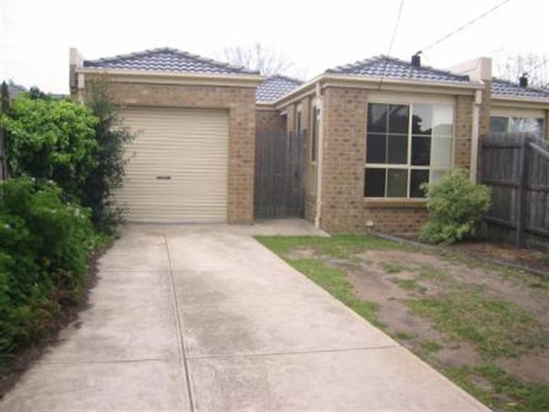 2/24 Maidstone Street, Altona VIC 3018