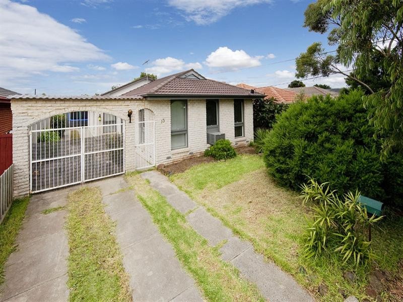 15 Powlett Street, Altona Meadows VIC 3028