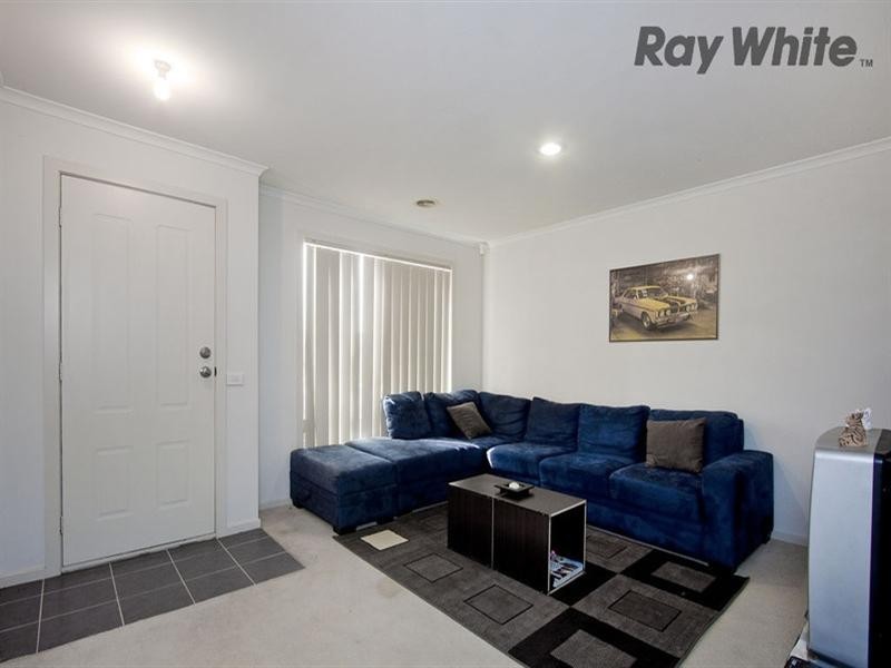 1 Brae Grove, Point Cook VIC 3030