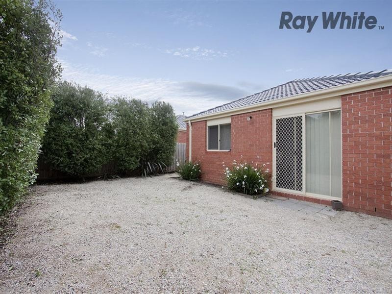 1 Brae Grove, Point Cook VIC 3030