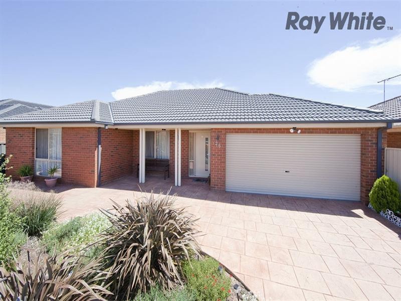 25 Moorgate Street, Point Cook VIC 3030