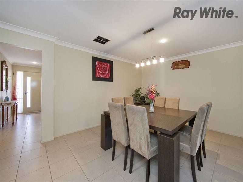 25 Moorgate Street, Point Cook VIC 3030