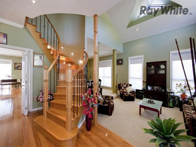 2 Beachcomber Place, Point Cook VIC 3030