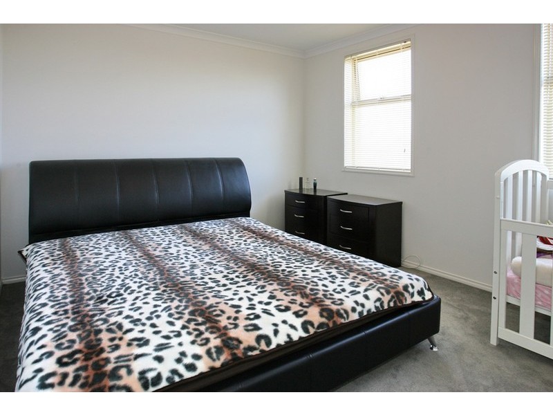 14/14 Mickleton Grove, Point Cook VIC 3030