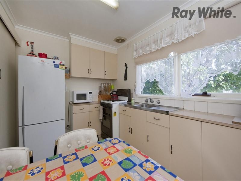 39 Burt Street, Altona VIC 3018