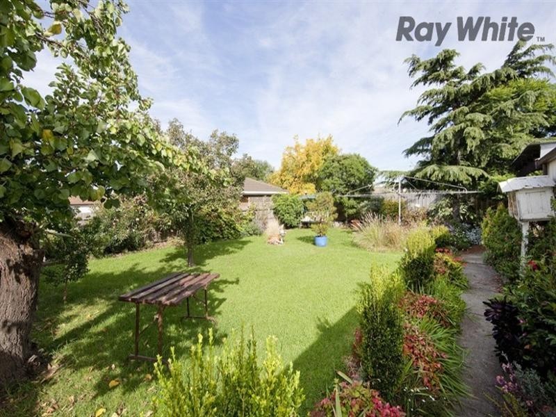 39 Burt Street, Altona VIC 3018