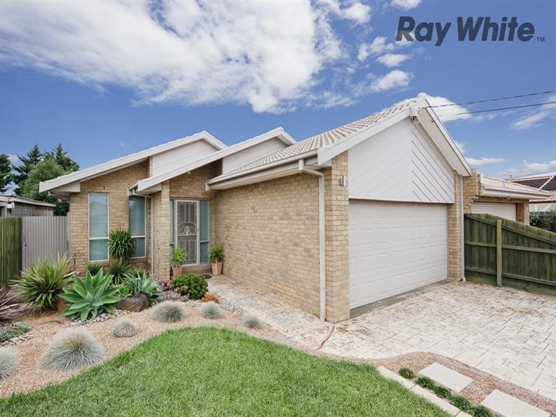 6 Davis Court, Altona Meadows VIC 3028