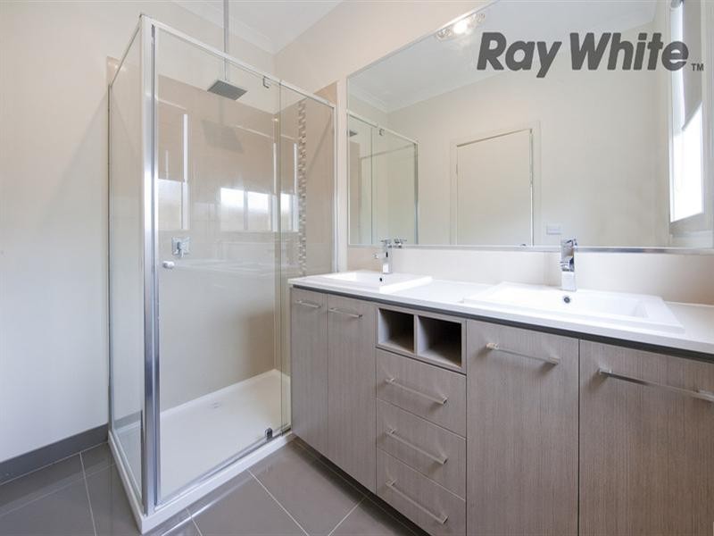 25 Boathaven Road, Point Cook VIC 3030