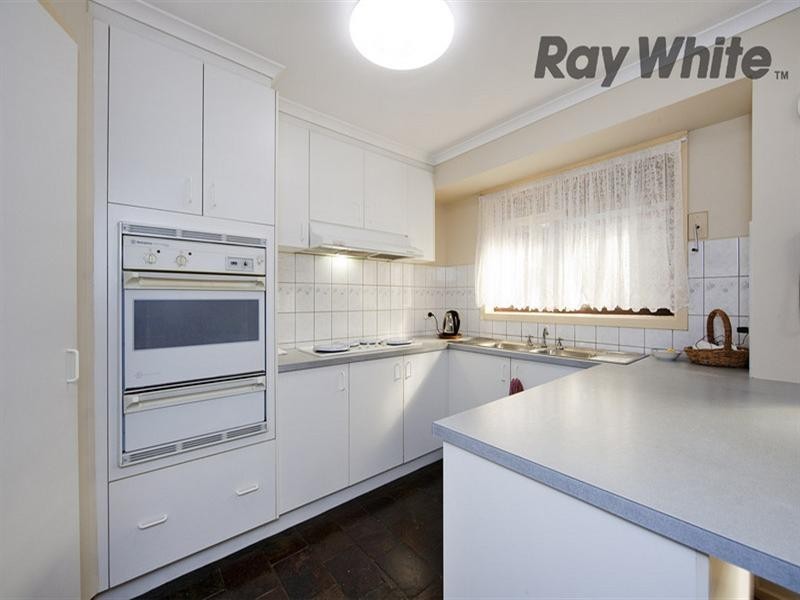 38 Ailsa Street, Altona Meadows VIC 3028