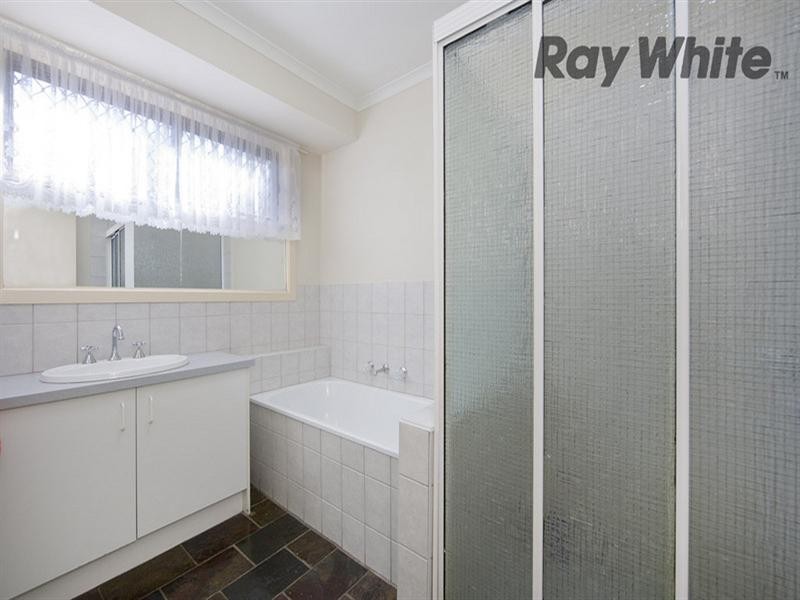 38 Ailsa Street, Altona Meadows VIC 3028