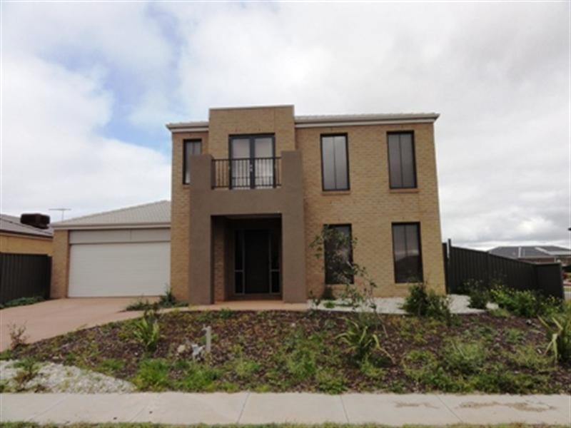 5 Sabine Way, Tarneit VIC 3029