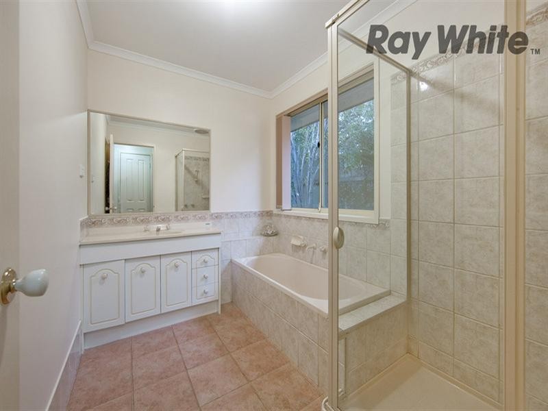 17 Gellibrand Close, Seabrook VIC 3028