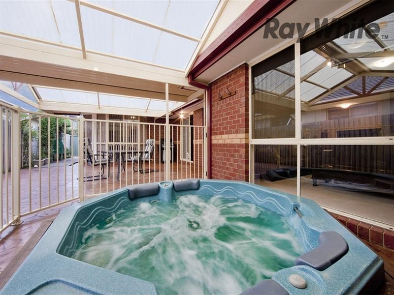 17 Gellibrand Close, Seabrook VIC 3028