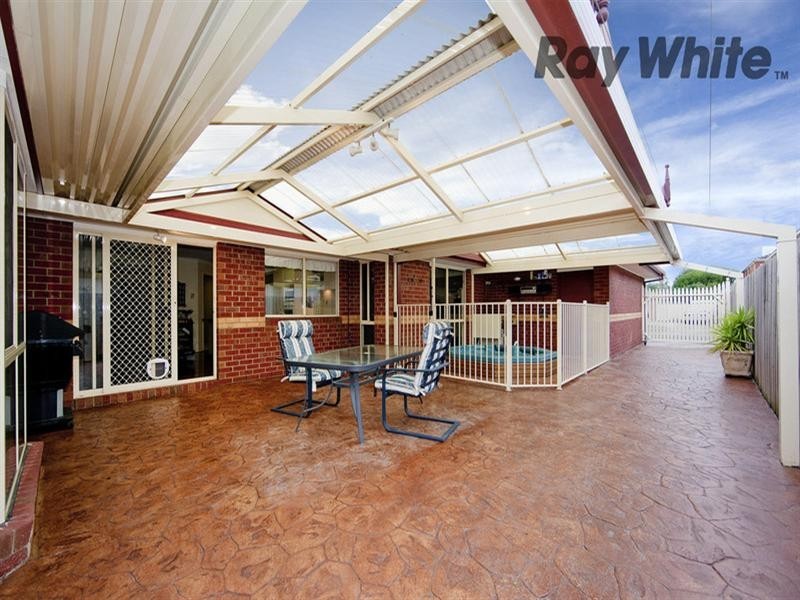 17 Gellibrand Close, Seabrook VIC 3028