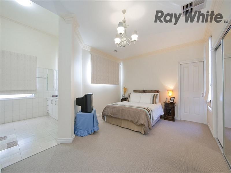 9 John Lecky Road, Seabrook VIC 3028