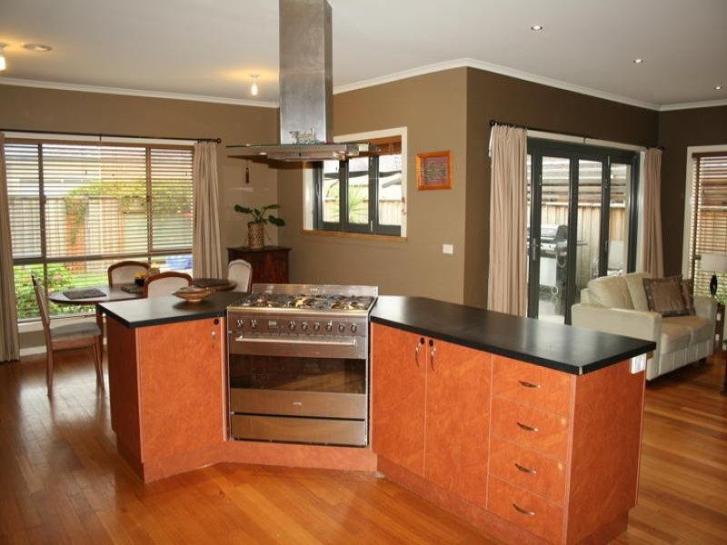 48 Urban Drive, Williams Landing VIC 3027