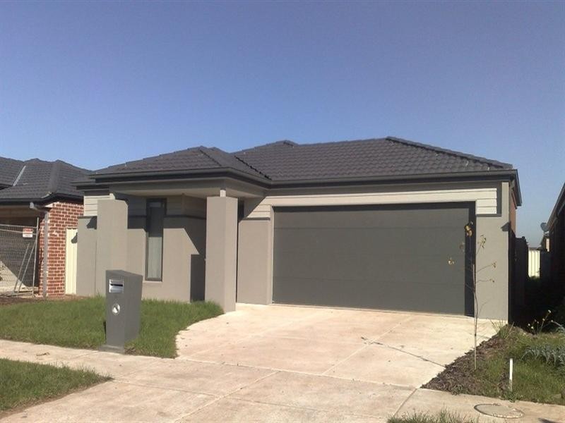 8 Romi Avenue, Truganina VIC 3029