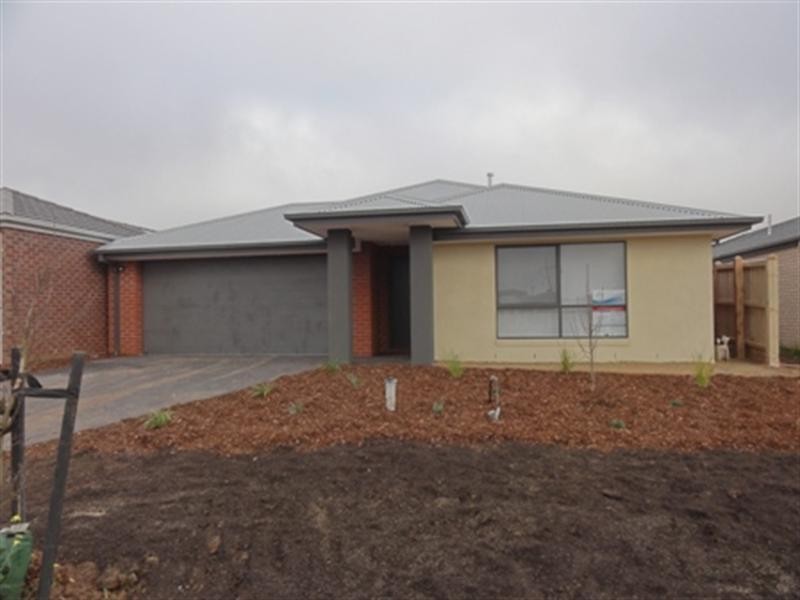 21 Tropic Circuit, Point Cook VIC 3030