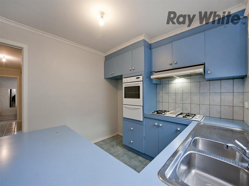 2/9 Strezlecki Grove, Altona Meadows VIC 3028