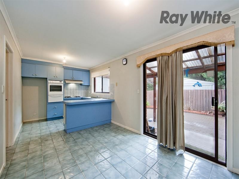 2/9 Strezlecki Grove, Altona Meadows VIC 3028