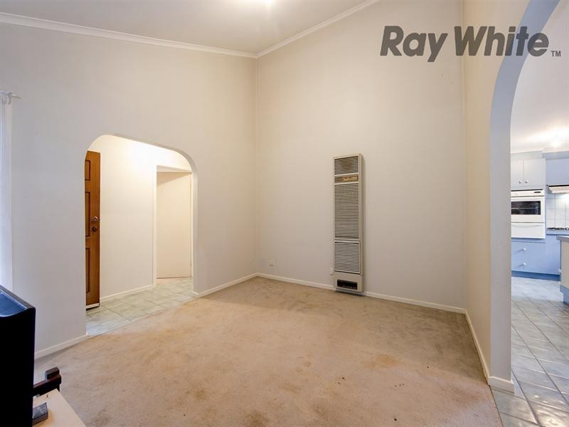 2/9 Strezlecki Grove, Altona Meadows VIC 3028