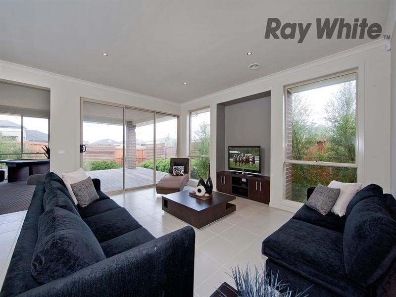 2 Spiteri Place, Truganina VIC 3029