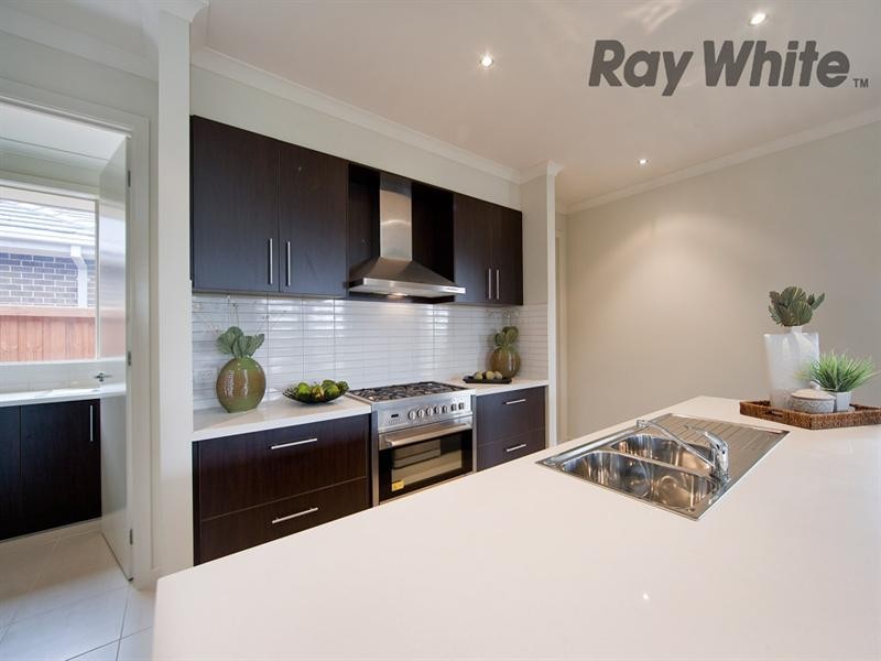 2 Spiteri Place, Truganina VIC 3029
