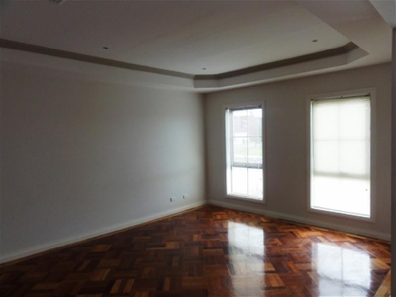 83 Hemsley Promenade, Point Cook VIC 3030