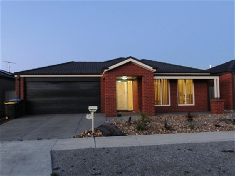 11 Romi Avenue, Truganina VIC 3029