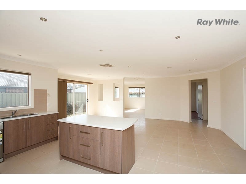 127 Greens Road, Wyndham Vale VIC 3024