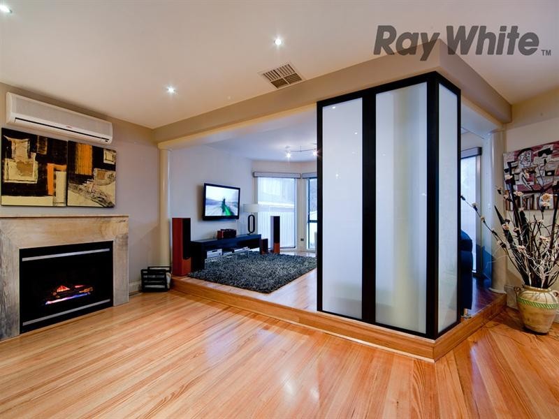 8 Selwood Place, Altona Meadows VIC 3028