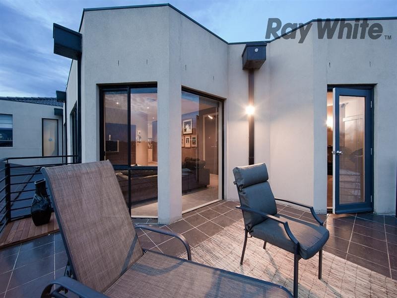 8 Selwood Place, Altona Meadows VIC 3028