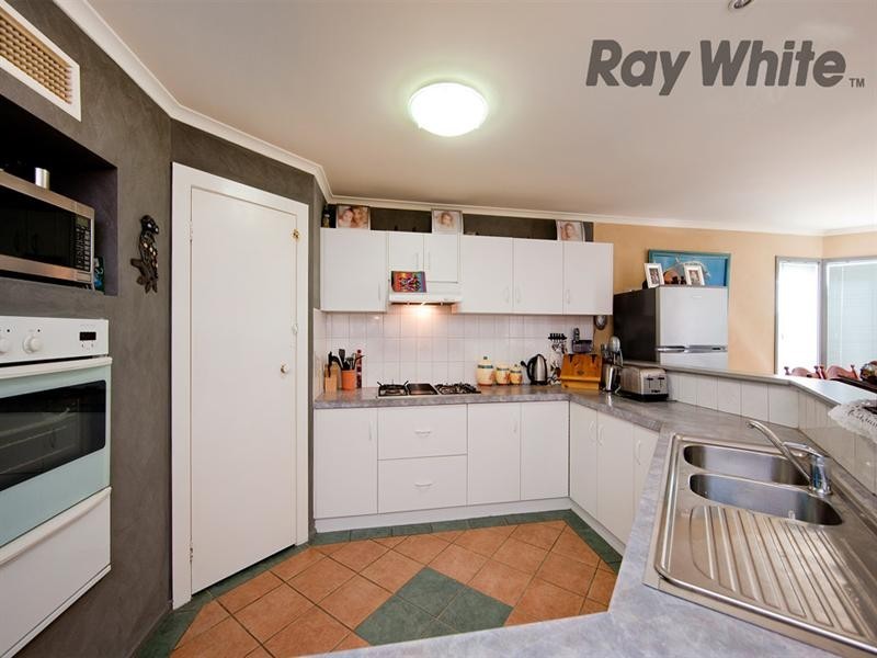 25 Tenby Way, Hoppers Crossing VIC 3029