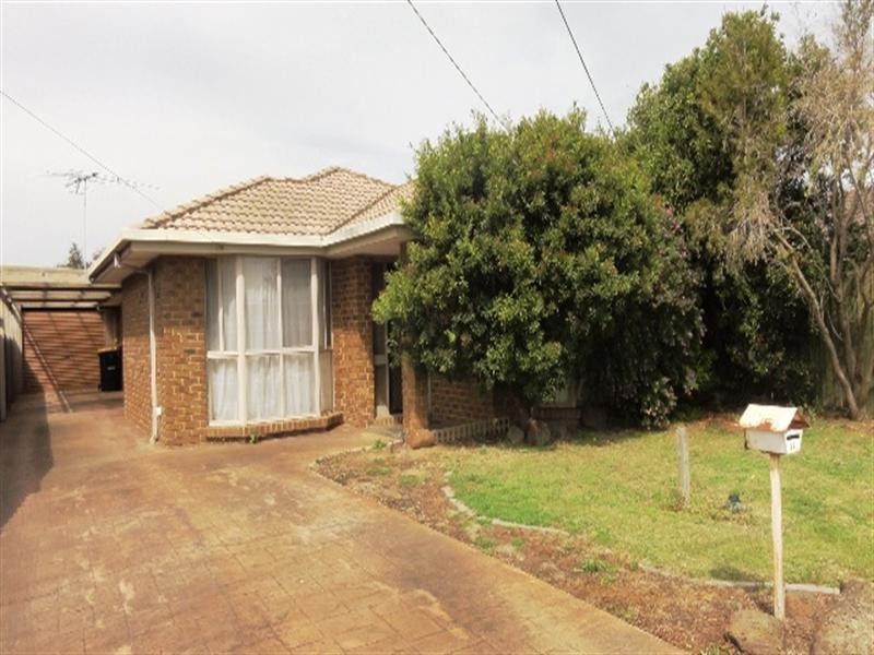 29 Southwick Boulevard, Altona Meadows VIC 3028