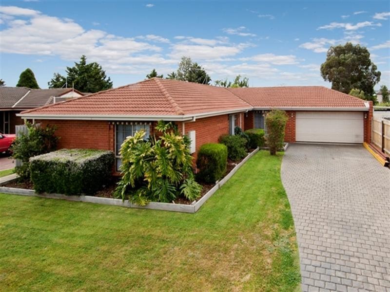12 Bloxham Court, Hoppers Crossing VIC 3029