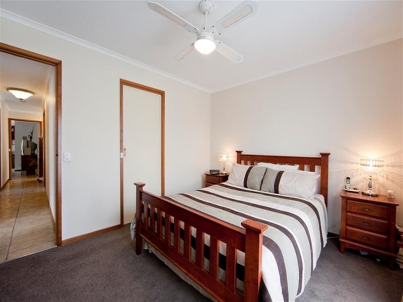12 Bloxham Court, Hoppers Crossing VIC 3029