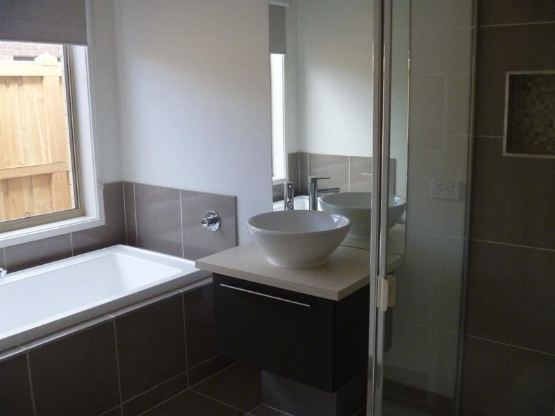 26 Royal Circuit, Point Cook VIC 3030