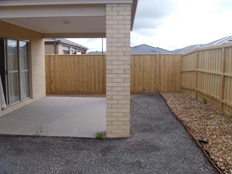 26 Royal Circuit, Point Cook VIC 3030