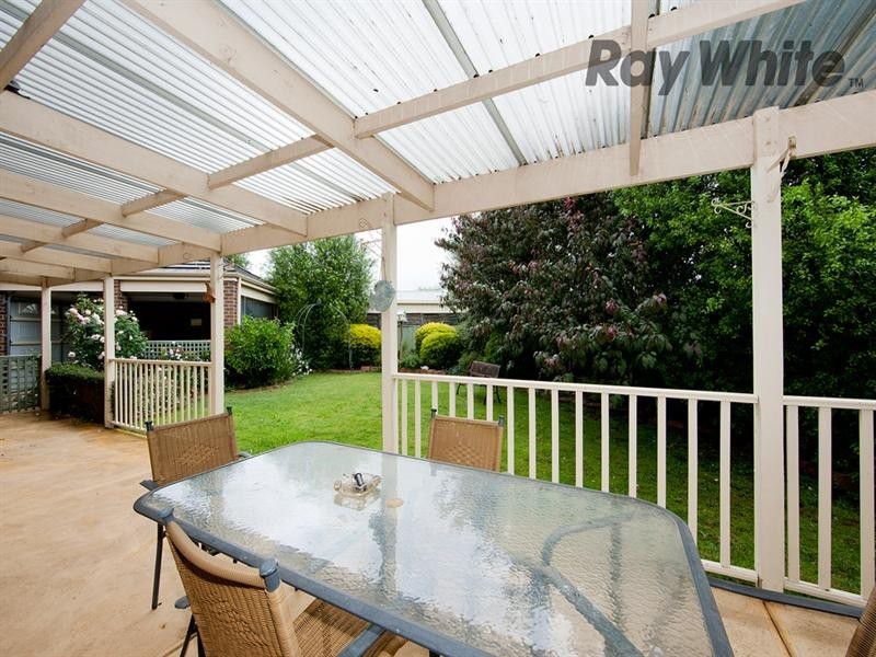 4 Imperial Place, Hoppers Crossing VIC 3029